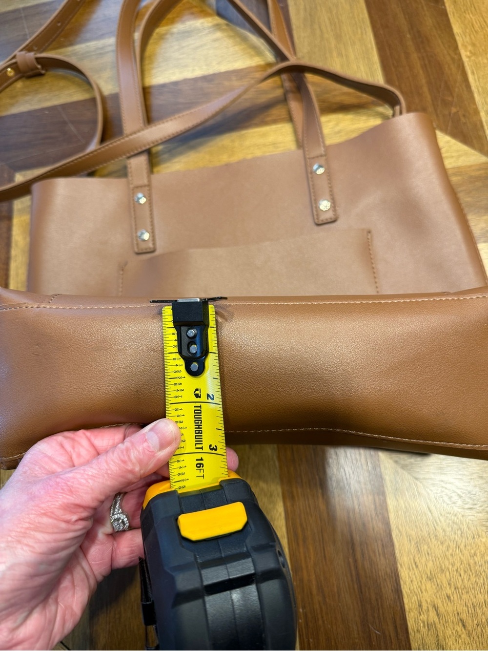 Henny + Lev Danielle Everyday Vegan Leather Tote Bag - Picture 15 of 15